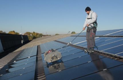 manutenzione-lavaggio-pulizia-pannelli-fotovoltaici-sep-energia manutenzione-lavaggio-pulizia-pannelli-fotovoltaici-sep-energia